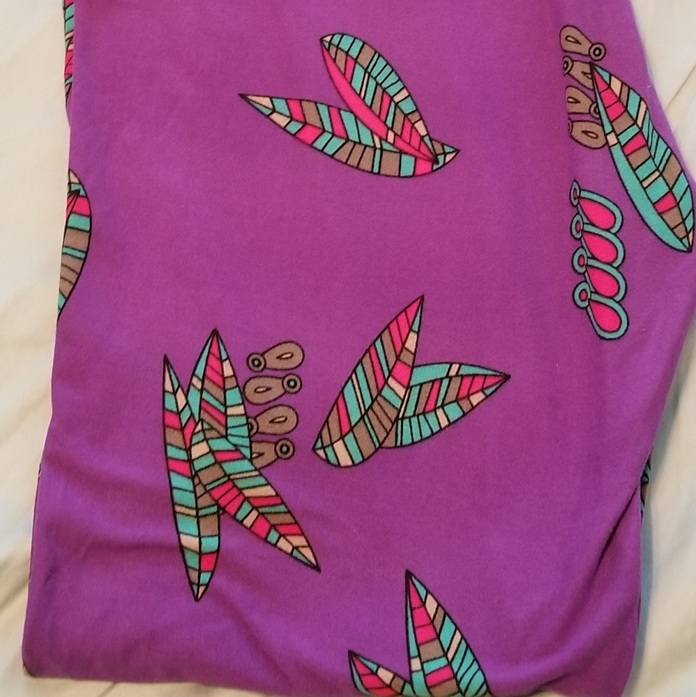 Lularoe TC - Picture 2 of 2